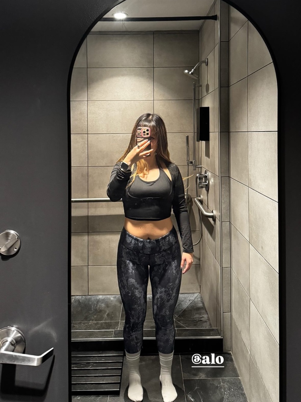 High-Rise Snake-Print Active Leggings in Charcoal Black